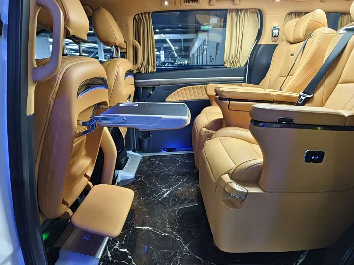 Фото 10 - GAC Trumpchi M8