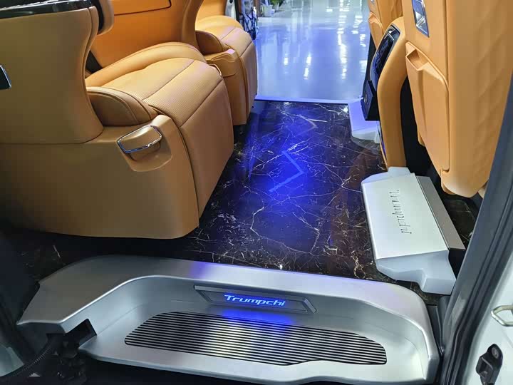 Фото 16 - GAC Trumpchi M8