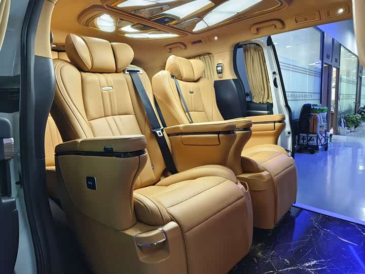 Фото 17 - GAC Trumpchi M8