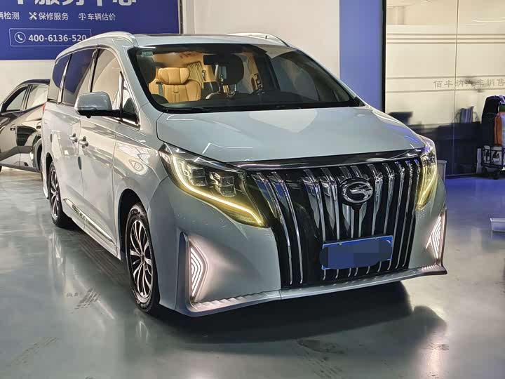 Фото 3 - GAC Trumpchi M8