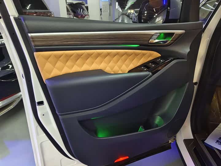 Фото 5 - GAC Trumpchi M8