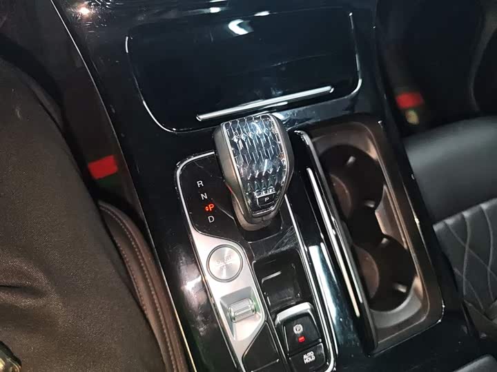 Фото 14 - GAC Trumpchi M8