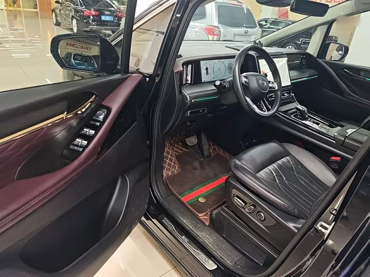 Фото 16 - GAC Trumpchi M8