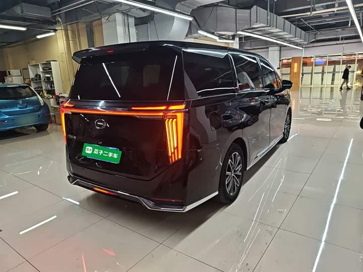 Фото 7 - GAC Trumpchi M8