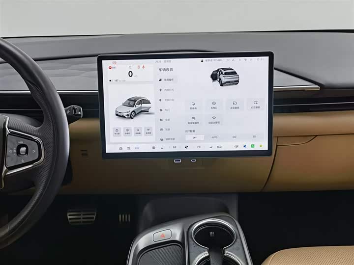 Фото 12 - BAIC Arcfox Alpha T5