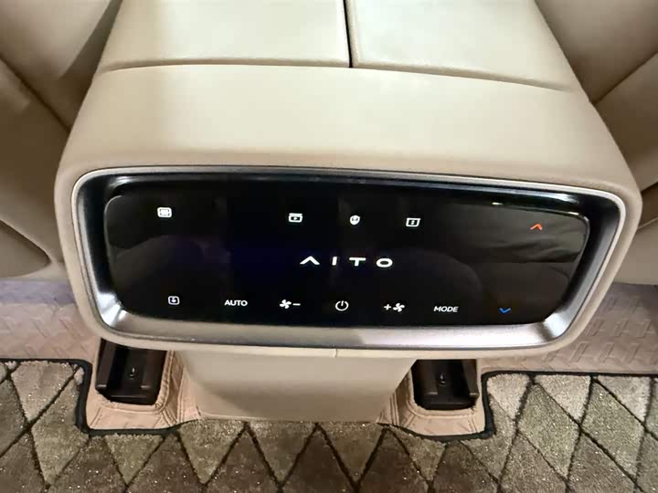 Фото 24 - Aito M9