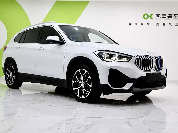 Фото 3 - BMW X1