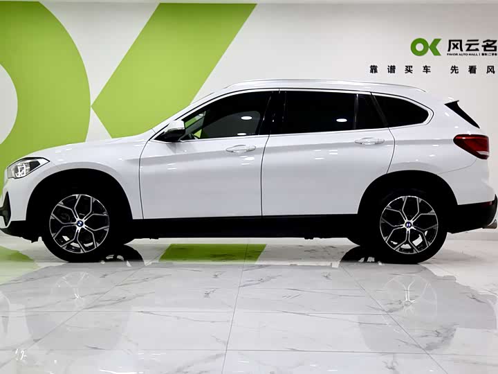 Фото 4 - BMW X1