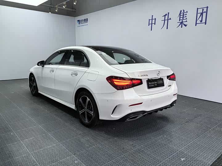 Фото 6 - Mercedes-Benz A-Class