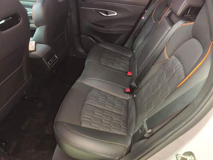 Фото 17 - Changan UNI-T