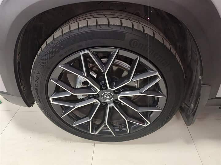 Фото 23 - Changan UNI-T