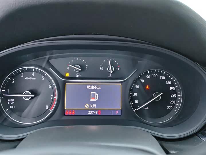 Фото 14 - Buick Regal