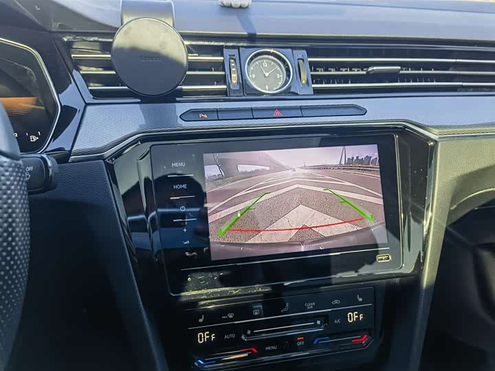 Фото 12 - Volkswagen Magotan