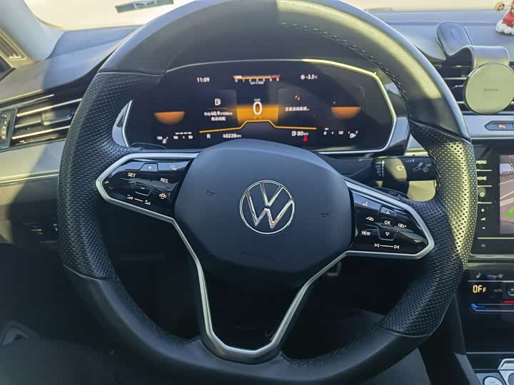 Фото 15 - Volkswagen Magotan