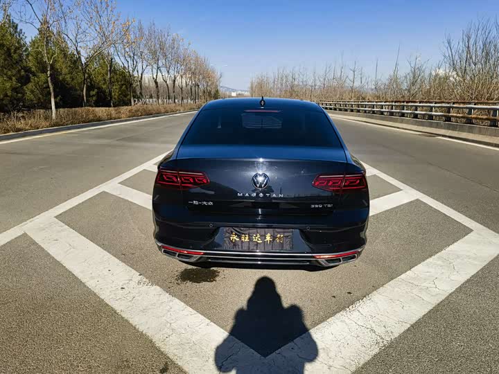 Фото 5 - Volkswagen Magotan