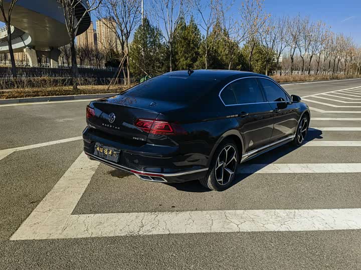 Фото 6 - Volkswagen Magotan