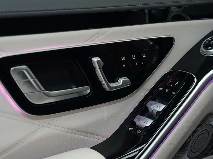 Фото 11 - Mercedes-Benz Maybach S-Class