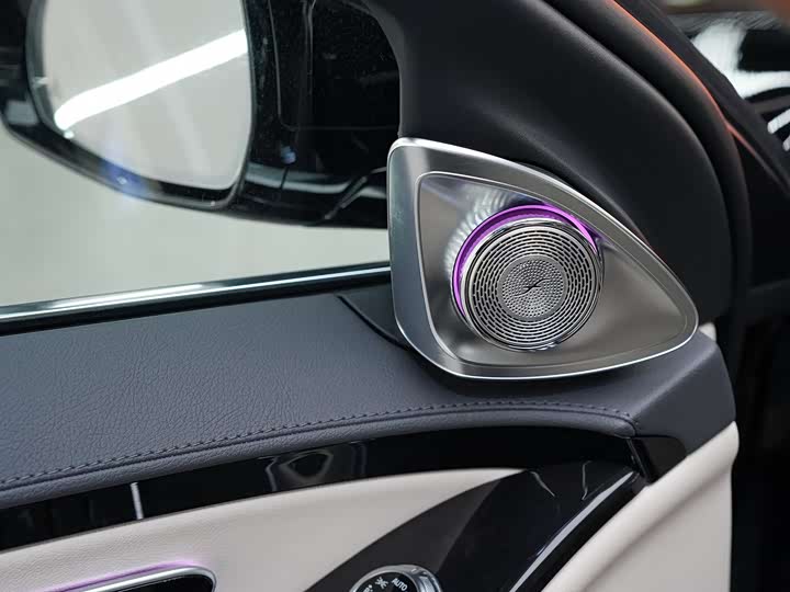 Фото 19 - Mercedes-Benz Maybach S-Class