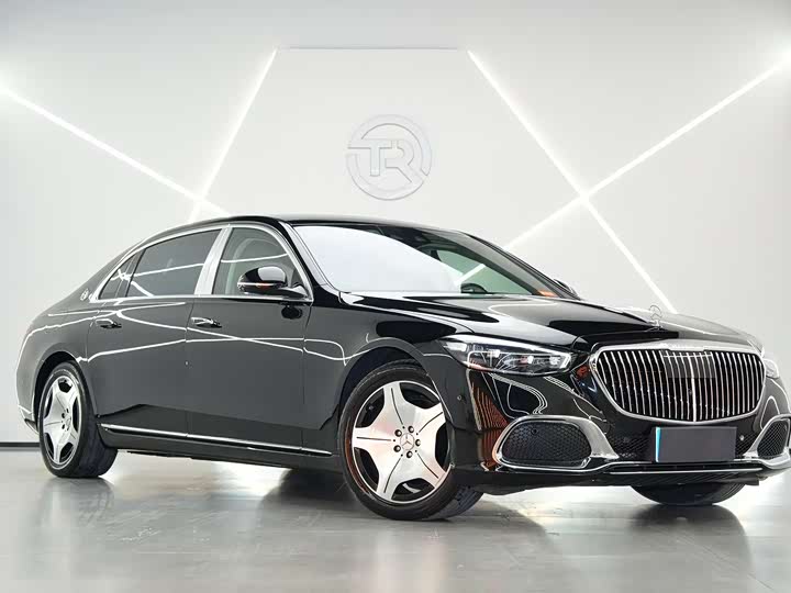 Фото 3 - Mercedes-Benz Maybach S-Class