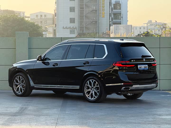 Фото 7 - BMW X7