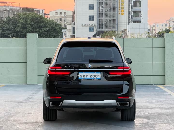 Фото 8 - BMW X7