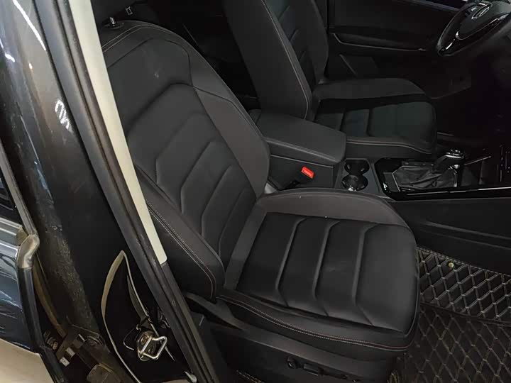 Фото 25 - Volkswagen Tayron