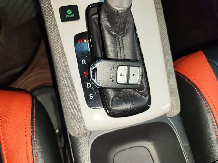 Фото 9 - Honda Life