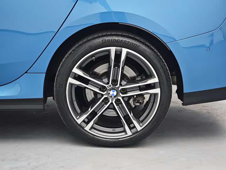 Фото 11 - BMW 2 Series