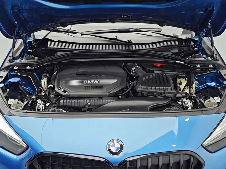 Фото 14 - BMW 2 Series