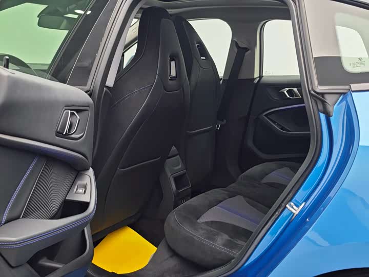 Фото 18 - BMW 2 Series