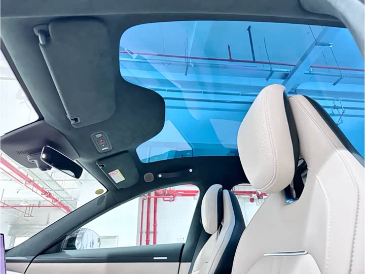 Фото 11 - Xiaomi YU7