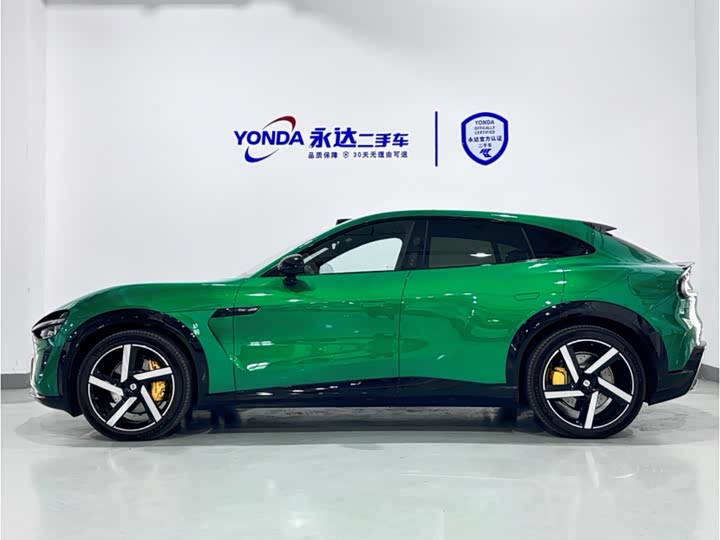 Фото 2 - Xiaomi YU7