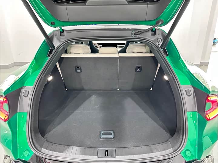 Фото 6 - Xiaomi YU7