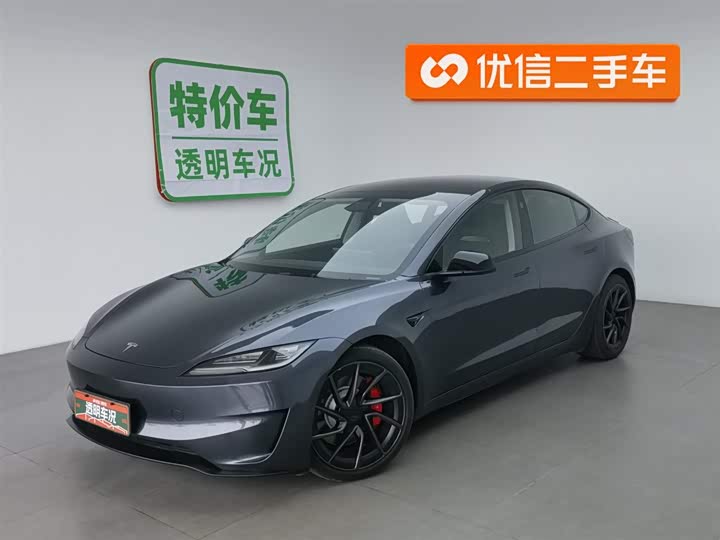 Фото 1 - Tesla Model 3