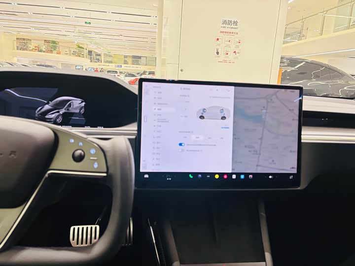 Фото 11 - Tesla Model S