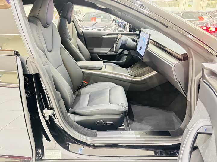 Фото 19 - Tesla Model S