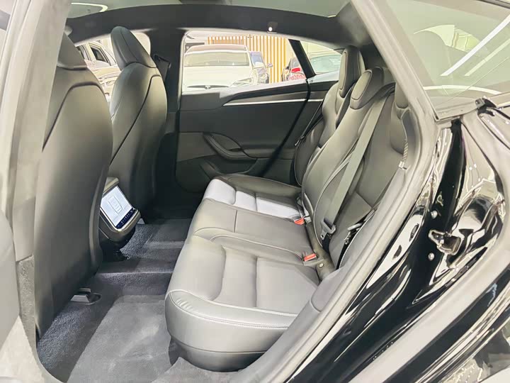 Фото 20 - Tesla Model S