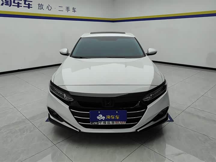 Фото 2 - Honda Accord