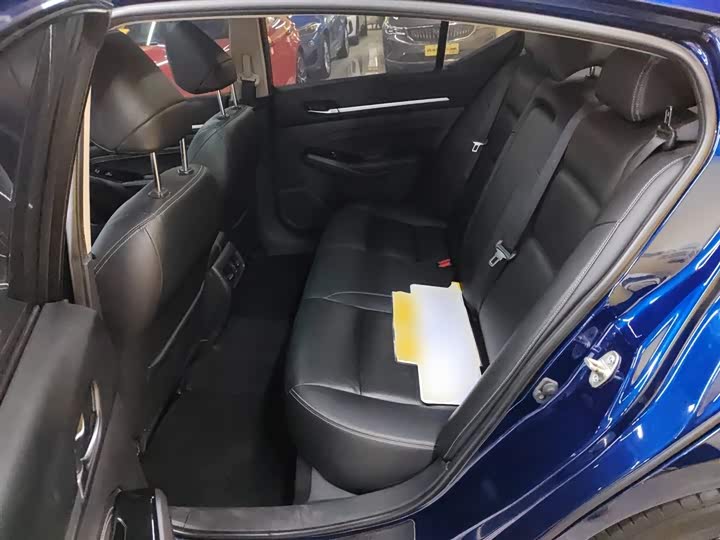 Фото 17 - Nissan Teana