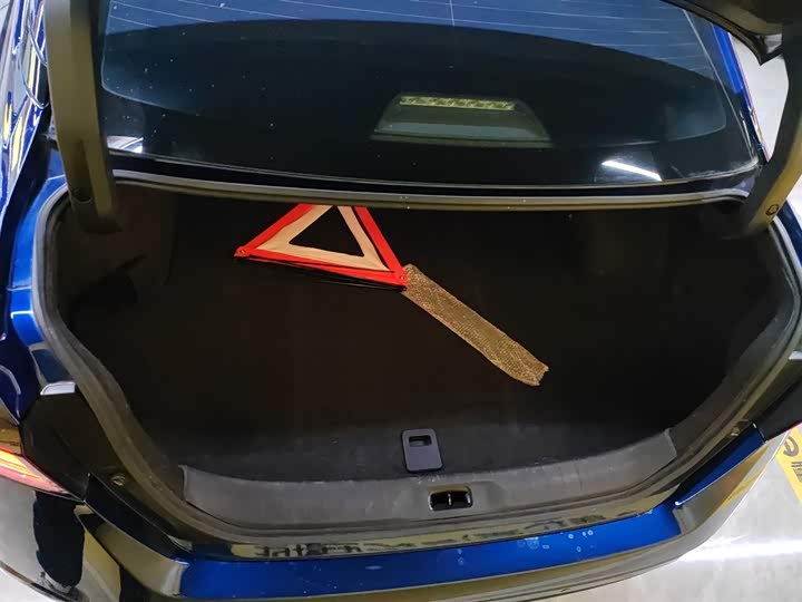 Фото 19 - Nissan Teana