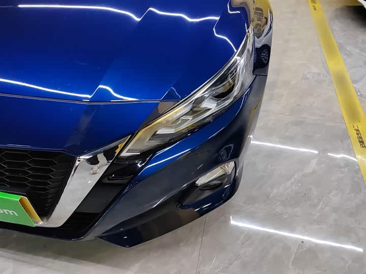 Фото 24 - Nissan Teana