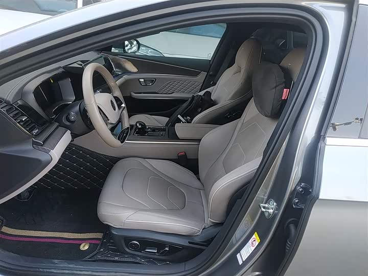 Фото 15 - BYD Han