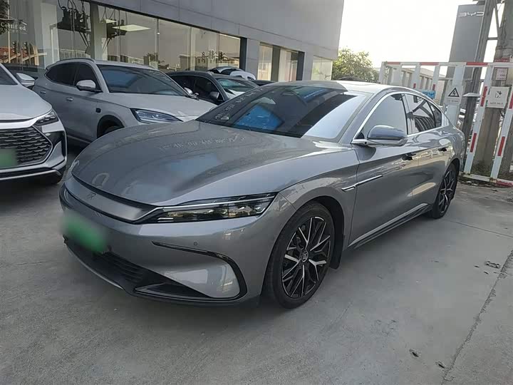 Фото 2 - BYD Han