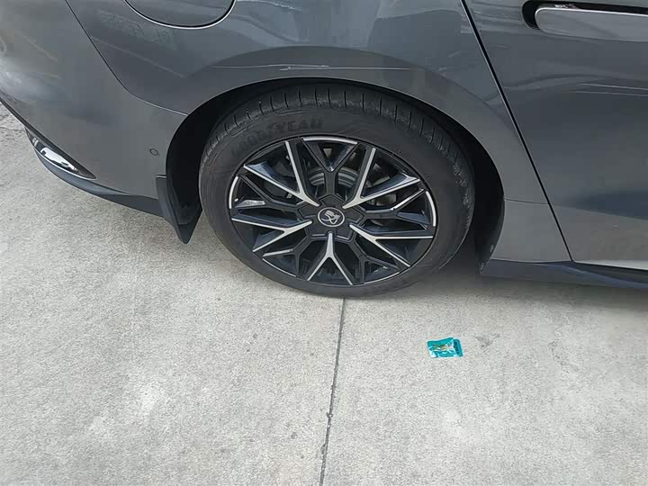 Фото 26 - BYD Han