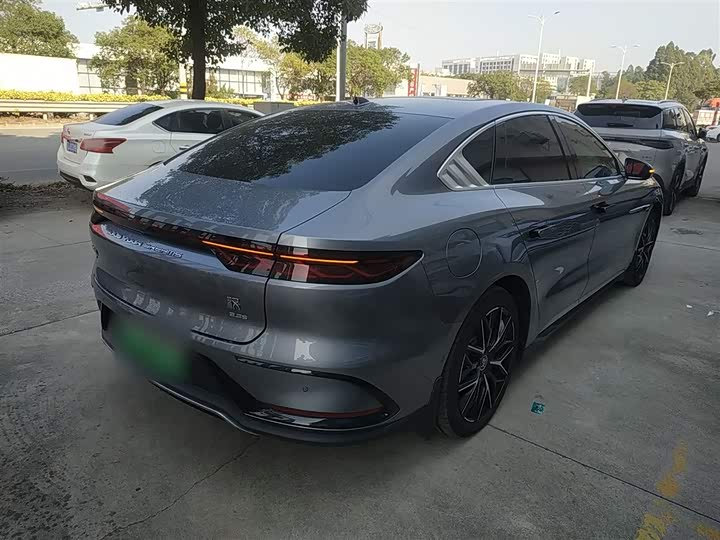 Фото 7 - BYD Han