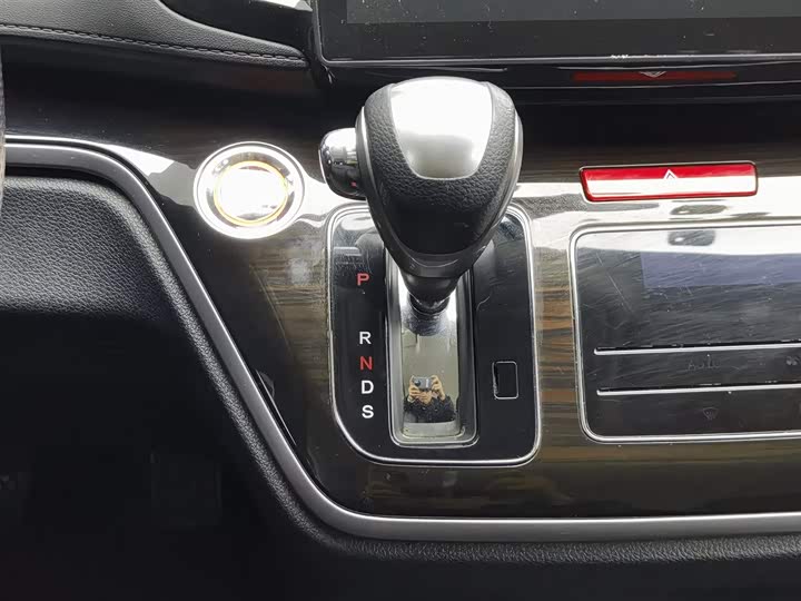 Фото 13 - Honda Odyssey