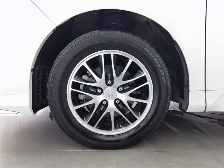 Фото 17 - Honda Odyssey