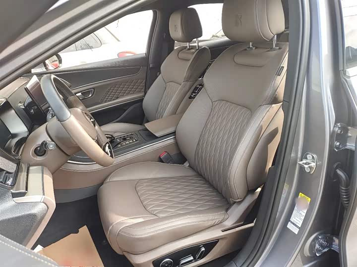 Фото 15 - BYD Han