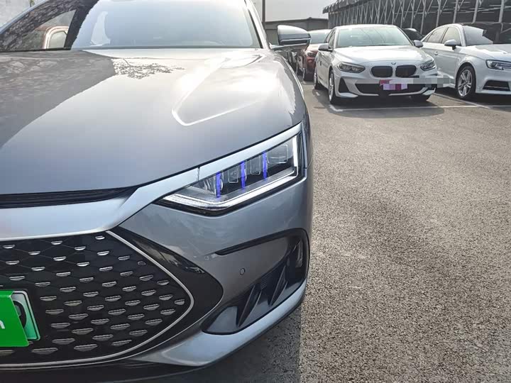 Фото 24 - BYD Han