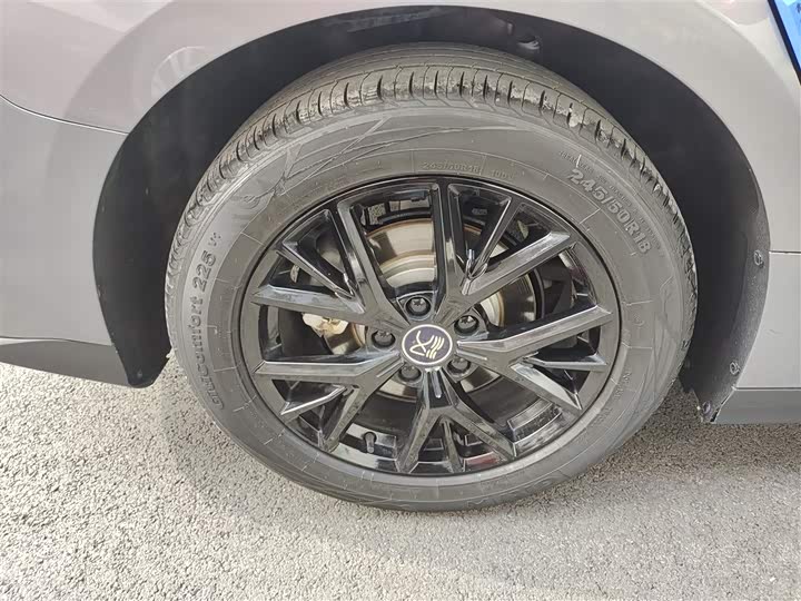 Фото 26 - BYD Han